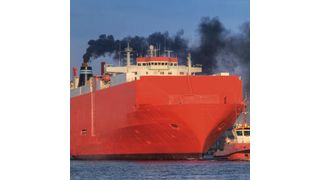 Abgase aus dem Schiffsschlot: Schiffsabgase sind für rund 20 bis 30% der Schwefeldioxid- und Stickoxidkonzentration in der Nordseeluft verantwortlich. (Bild: Baczewski Jaroslaw/Helmholtz-Zentrum Geesthacht)