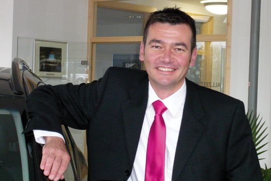 Geschäftsführer Martin Huber hat in den vergangenen Jahren den Marktanteil von Nissan in  seiner Region auf zwölf Prozent angehoben. (Archiv: Vogel Business Media)