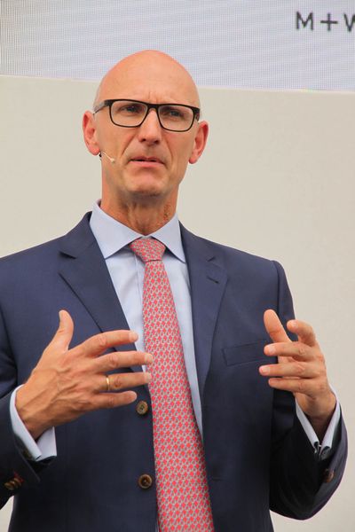 Telekom-Vorstandsvorsitzender Tim Höttges hielt eine brennende Eröffnungsrede auf den Datenstandort Deutschland (Daniel Große)