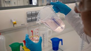 7i1a6962-waldner-messbecher (VITLAB)