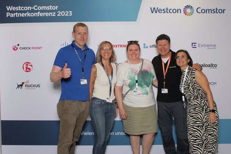(V. li.) Josef Knepper (Westcon), Daniela Klein (Westcon), Verena Brettschneider (Computacenter), Michael Ege (CheckPoint) und Naila Damaschke (Computacenter). (Bild: Westcon-Comstor)