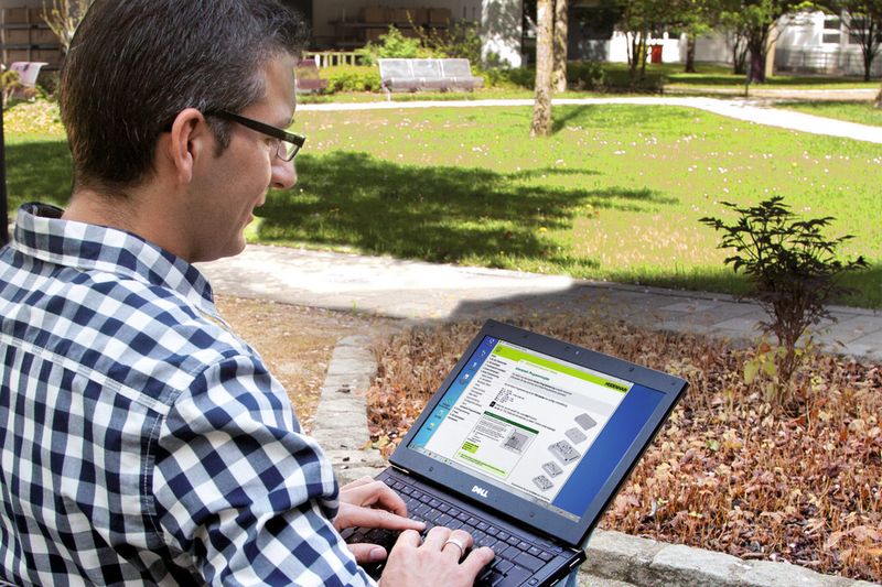 Das CNC-Lernkonzept zur qualifizierten Aus- und Weiterbildung verbindet theoretisches Lernen und praktisches Üben. Es eignet sich auch gut für Fachfremde und Quereinsteiger ohne CNC-Grundkenntnisse. (Bild: Heidenhain)
