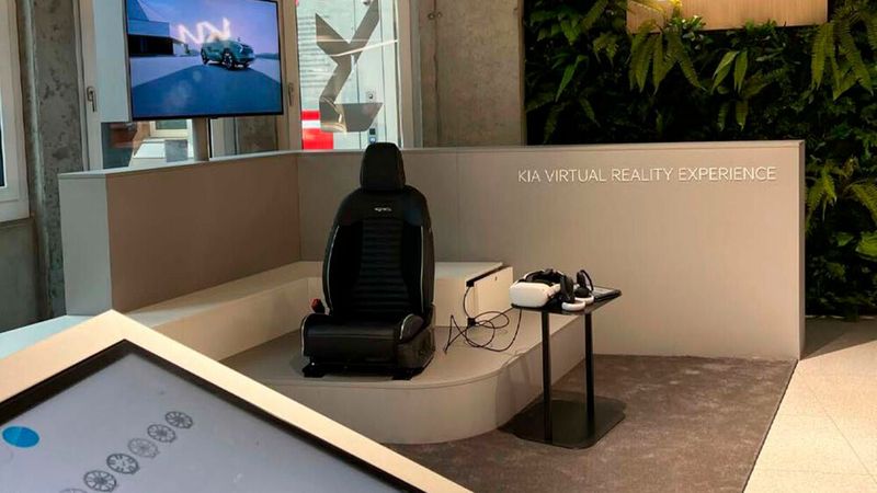 Das Autohaus König ist einer der ersten Kia-Händler, die die Virtual Reality Experience umsetzen. (Bild: Autohaus König)