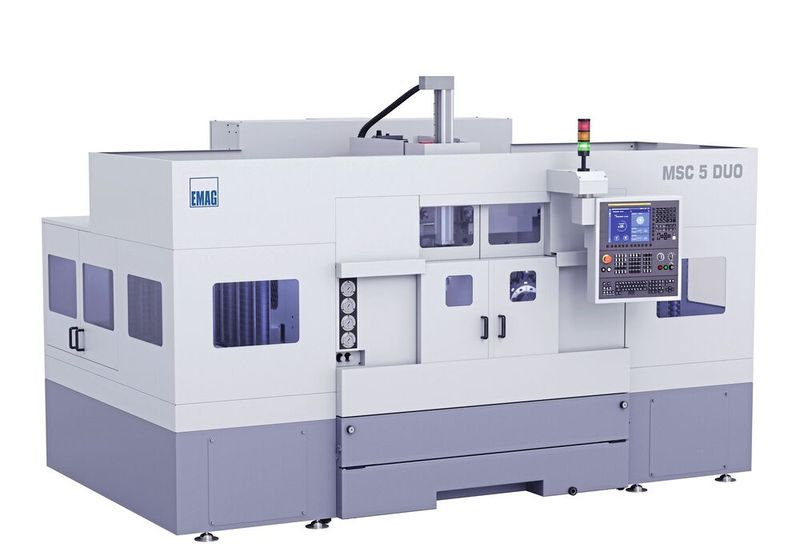 Die MSC 5 DUO von Emag zeichnet sich durch ihre kompakte Bauweise und ein integriertes Stacker-System aus, das eine autonome und mannarme Fertigung ermöglicht. (Bild: Emag)