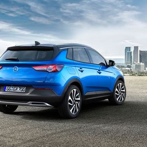 (Opel)