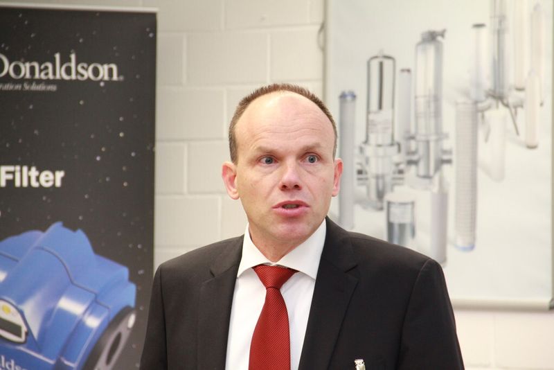 „Wir müssen sehen, dass die Druckluftanlagen im Betrieb weniger Energie verbrauchen“, fordert Christoph Singrün, Geschäftsführer VDMA Kompressoren, Druckluft- und Vakuumtechnik. (Bild: Itasse)