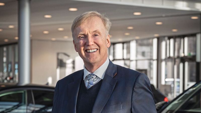 Heinz-Dieter Tiemeyer: „Bei den gravierenden Bewegungen im Markt, der sich fast täglich durch internationale Hersteller sowie internationale Automobilgruppen und Veränderungen bei den traditionellen Herstellern wandelt, benötigen die wichtigen Handelsgruppen eine relevante Größenordnung, um bei den Herstellern Gehör zu finden.“(Bild:  Tiemeyer-Gruppe)