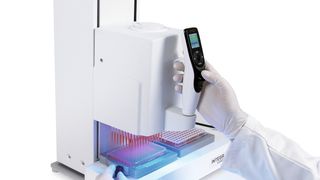 Abb. 1: Jüngste Entwicklung auf dem Gebiet elektronischer Handpipettiergeräte –  der Viaflo 96/384 (Bild: Integra Biosciences)