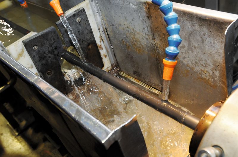 Impressionen aus der Fertigung bei Robotikspezialist Lapp Muller in Frankreich, wo die Sonderleitungen entwickelt und produziert werden. (Bild: Guenter E.Bergmann/Lapp)