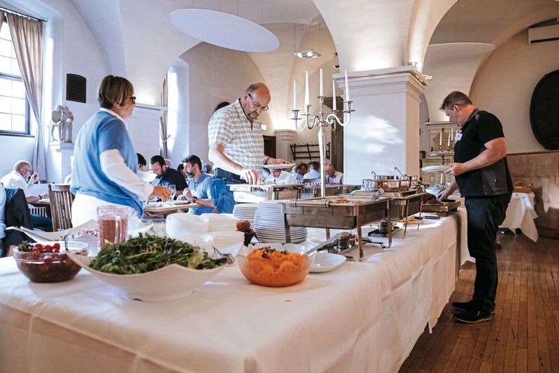 Impressionen der 4. Fachtagung „Mehr Effizienz im Presswerk“ am 15. Juni 2023 in Würzburg. (Bild: VCG/Stefan Bausewein)