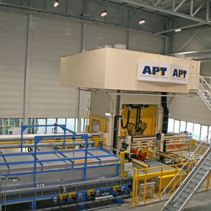 (Bild: Tower Automotive)