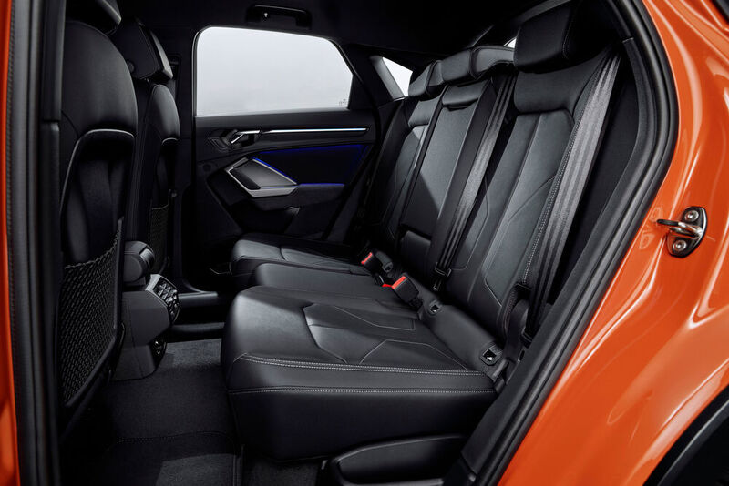 Trotz der sportlichen Coupé-Silhouette verspüren Passagiere auf der Rücksitzbank kein Gefühl der Enge. (Audi)
