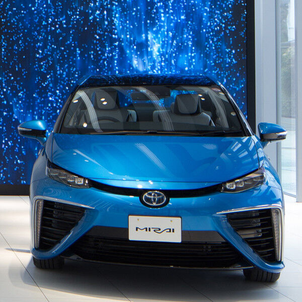 Der Toyota Mirai: Dank neuer Forschungsergebnisse könnte der Brennstoffzellenantrieb wesentlich effizienter und haltbarer werden. (Bild: Toyota)
