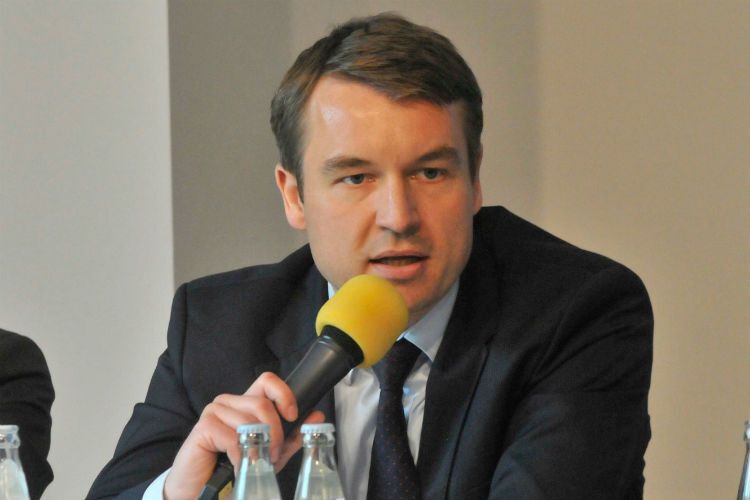 Benjamin Sokolowski (Leiter der Hauptstadtrepräsentanz Adam Opel): „Gasantriebe sind neben den Elektrofahrzeugen ein wichtiger Teil im Fahrzeugprogramm von Opel.“ (Foto: Zietz)