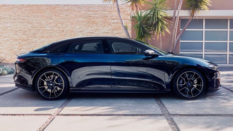 Die Limousine ist, wie alle Lucid-Modelle, extrem windschlüpfig. (Bild: Lucid)