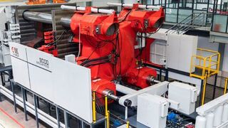 LK Group lance la plus grande machine de moulage sous pression intelligente ultra-large 6000T au monde.