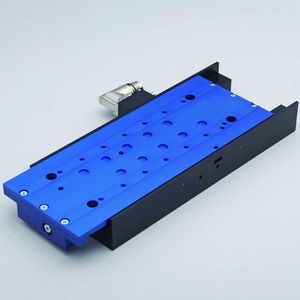 Der Linearmotor-Positioniertisch mit 67 N Spitzenkraft und einer Wegauflösung von +/- 1 µm.