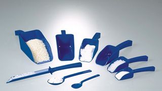 Die Steri-Plast-Probenehmer sind aufgrund des blauen Farbtons zuverlässig aufzuspüren.  (Bürkle GmbH)