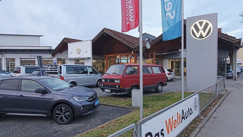 Das Friedrichshafener Autohaus Oskar Bleicher hat im Service ein neues Arbeitszeit- und Entlohnungsmodell eingeführt.(Bild:  Mauritz – VCG)