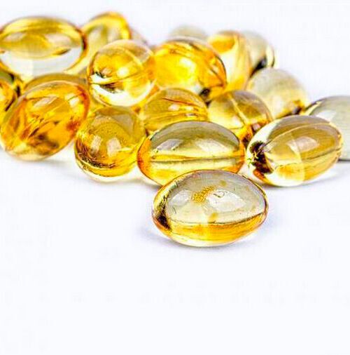Some clinicians have recommended vitamin D supplements to ease the muscle aches of patients taking a statin, but a new study shows the vitamin appears to have no substantial impact.
