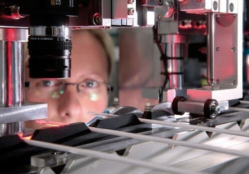 Am Firmensitz in Breitungen/Werra produziert Global LightZ die maßgeschneiderten Lichtlösungen. (Global LightZ)