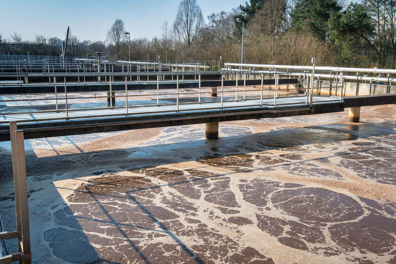Die Kläranlagen in Rheda-Wiedenbrück ist der erste Abwasserbetrieb in Deutschland, der die neue Aertronic Steuerung im Praxiseinsatz testet. ((c) thorsten-und-anna.de / Thorsten Sienk)