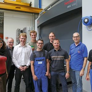 Das Team von Ferrum, Urma und Starrag, das den Feinbohr-Prozess perfektioniert hat: Danièle Turkier, Marketing Manager, Urs W. Berner, Kim Arnold (alle Urma AG), Daniel Weibel , Daniel Mühlethaler (beide Ferrum AG), Marcus Uhlig (Anwendungstechniker, Starrag Group), Daniel Frey, Toni Limacher, René Hauri (alle Ferrum AG).