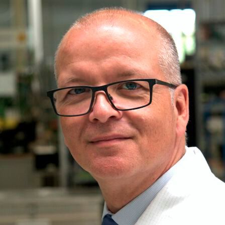 „Krise gebannt, Gefahr erkannt?“ Diese Frage stellt Matthias Sester vom EMS-Provider Fritsch Elektronik. „Krise gebannt, Gefahr erkannt?“ Diese Frage stellt Matthias Sester vom EMS-Provider Fritsch Elektronik.