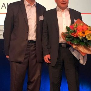 (Kielburger / PROCESS)