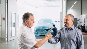 Reiner Brenner (l.)  und sein Sohn  Christian haben das  Mönchengladbacher  Unternehmen  zukunftssicher  aufgestellt. (Bild: Foto: Udo Geisler)