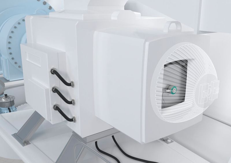 Bei einem Windrad muss die Steuerung die aktuelle Position der Nabe und der Rotorblätter kennen. Diese wird von Absolutwert-Drehgebern erfasst. Weht der Wind jedoch zu stark, müssen die Komponenten in eine Schutzstellung befördert werden. Eine drohende Überlast wird unter anderem anhand der Drehzahl der Generatorwelle erkannt. Hier liefert ein Inkremental-Drehgeber den benötigten Wert. (Bild: Pepperl+Fuchs)