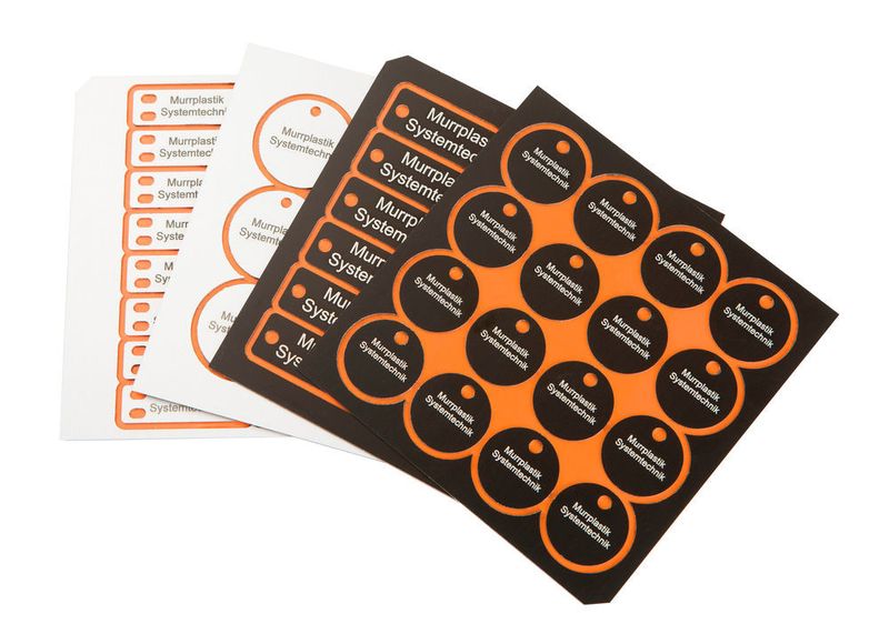 Zudem stellt das Unternehmen den neuen Dienstleistungsservice Label on Demand vor. Kundenindividuelle Kennzeichnungslösungen sollen innerhalb von wenigen Arbeitstagen realisiert werden können. (Murrplastik)