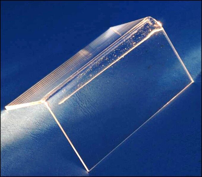 Quarzglas: L-Winkel nach dem Schweißprozess. (Bild: LZH)