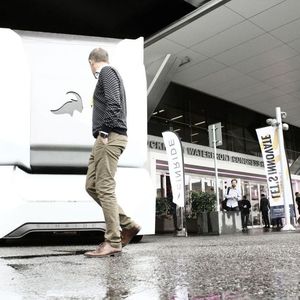 Bereits seit einigen Monaten macht das Unternehmen Einride auf Messen auf sich aufmerksam.(Bild:  Einride)