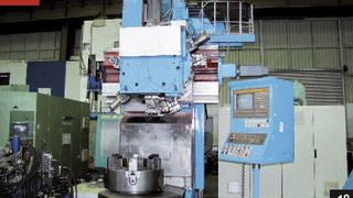 Versteigert wird unter anderem diese TOS-SKQ-8-CNC-Karusselldrehmaschine. Bild: Troostwijk (Archiv: Vogel Business Media)