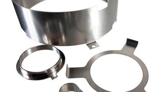 Zulieferer MARTIN ist in der Lage, sehr wirtschaftlich Bleche mit Dicken ab 0,025 mm zu schneiden und durch die weitere Bearbeitung auf seinen CNC-Biegemaschinen zu hochwertigen Bauteilen umzuformen. (Martin)