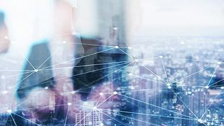 Die Modernisierung der IT-Arbeitsplätze wird auch 2018 ganz oben auf der Agenda der europäischen Unternehmen stehen. (© – alphaspirit – stock.adobe.com)