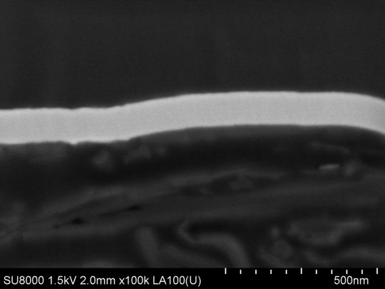Titan-Schutzbeschichtung mit dichter nano-kristalliner Struktur zur Sicherstellung eines guten elektrischen Kontakts und eines exzellenten Korrosionsschutzes.(Bild:  Fraunhofer FEP)