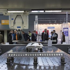 Die AMB in Stuttgart war 2012 so groß und so international wie noch nie.