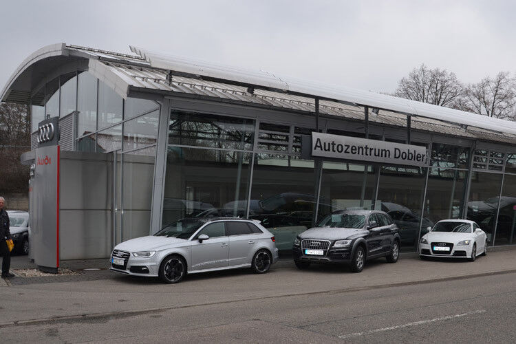 Das Autozentrum Dobler hat einen lokalen Marktanteil von 48,2 Prozent und liegt damit über dem bundesweiten Durchschnitt der Marken VW (21,9 Prozent), Audi (8 Prozent) und Skoda (4,6 Prozent). (Foto: Scheid)