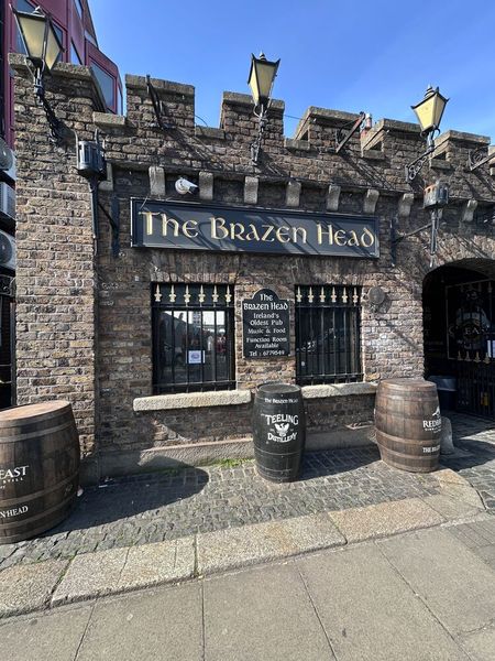 ...Sorry Folks, aber im ältesten Pub 