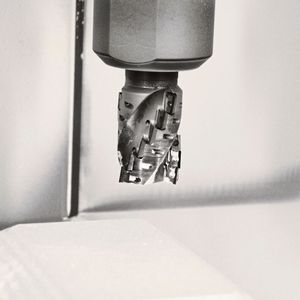 Produktiv: Sonderfräser mit PKD-Schneiden verwirklichen grosse Zerspanraten (Bild:  Iscar)