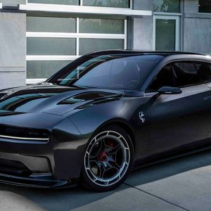 Dodge hat als Konzeptfahrzeug einen Elektro-Charger gebaut.(Bild:  Dodge)