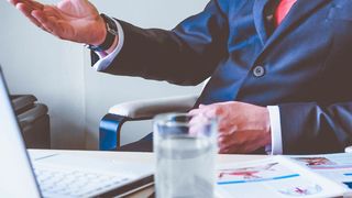 Auf die Jahresgespräche mit Ihren Key-Accounts sollten Sie sich besonders gut vorbereiten. Mit diesen fünf Tipps können Sie im Gespräch punkten. (gemeinfrei)