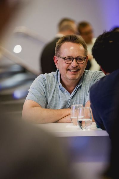 Führende Köpfe der Prozessindustrie entwickeln gemeinsame Zukunftsstrategien. (Bild: Stefan Bausewein)