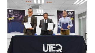 Arburg Mexico and the Technological University of the State of Quéretaro (UTEQ) renewed an cooperation agreement (from left): Mario Rodríguez Navarro, Managing Director Arburg Mexico, Mtro. José Carlos Arredondo Velázquez, rector of the Technical University of the State of Quéretaro, Miguel Ángel Aguirre Hernández, director of the Querétaro Plastics Cluster. (Source: Arburg)