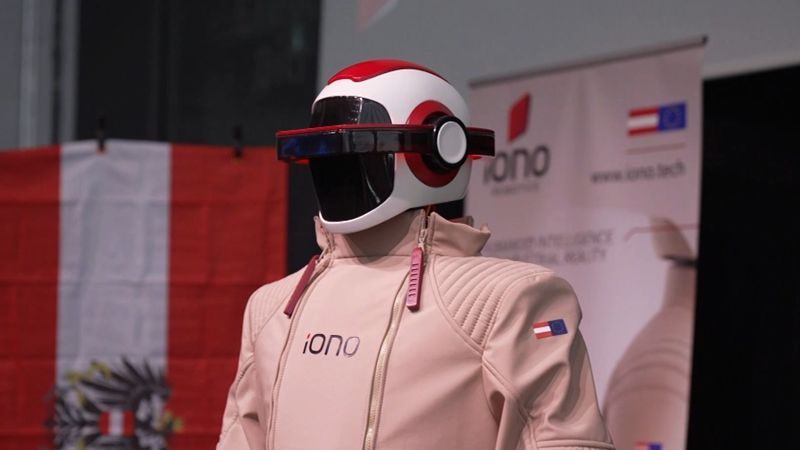 The modular multi-head design will allow for future expansions, such as additional sensors or robotic tools, directly within the system's head. (Source: Iono Robotics)
