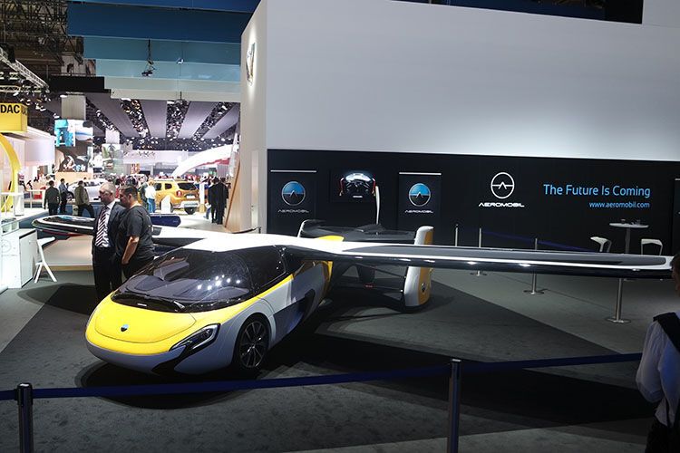 Rund drei Minuten soll es dauern, bis die Flügel ausgefahren werden und das Aeromobil startklar ist. (SP-X/Mario Hommen)
