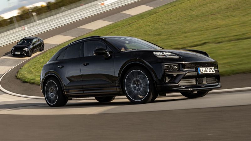 Was das neue Topmodell des Macan kostet wird, verrät Porsche noch nicht. (Bild: Porsche)