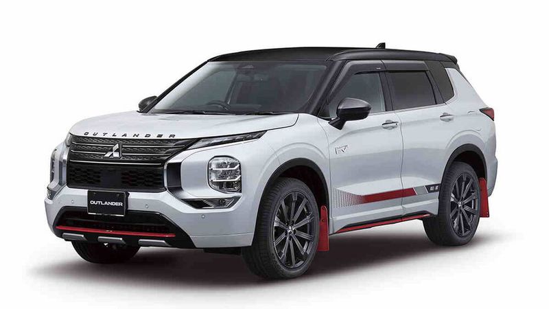 Mitsubishi Outlander Ralliart Style. (Mitsubishi)